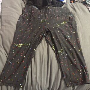 Bundle of 5 pairs Lane Bryant workout gear
3 capri and 2 pants All size 26/28
